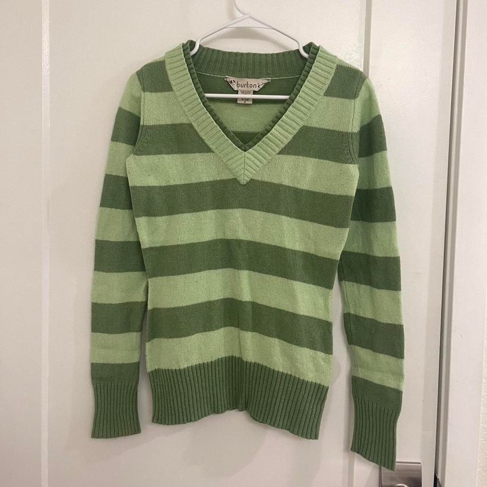 Vintage Y2K Burton Wool Blend Green Striped Grunge V Neck Sweater Bella Swan